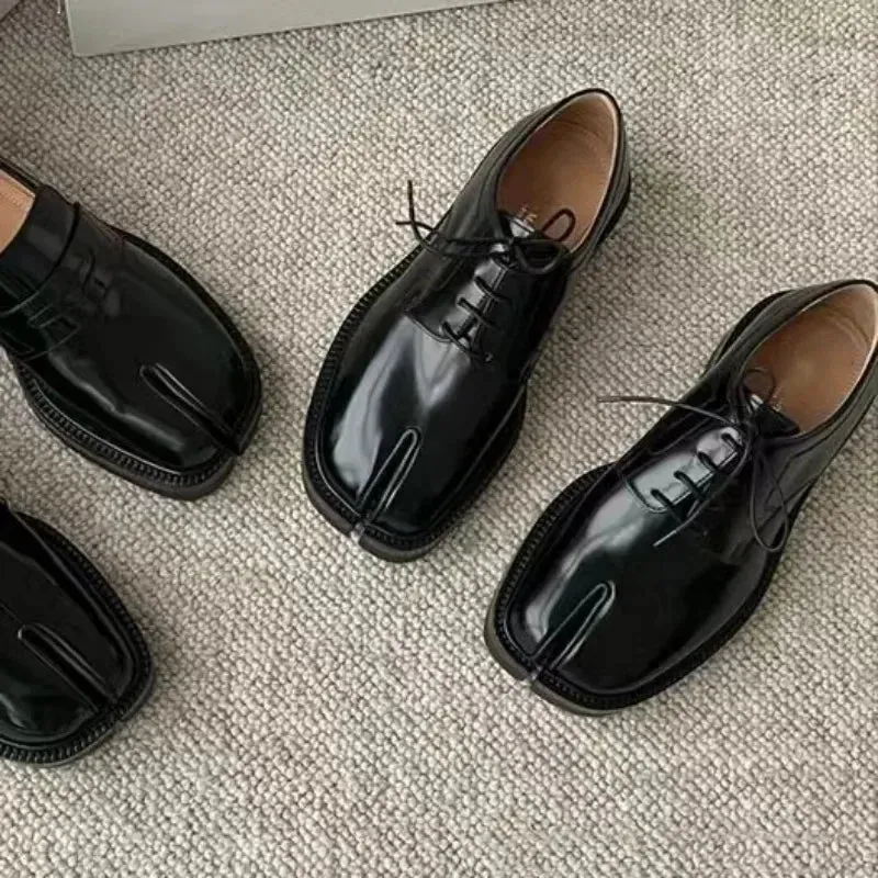 binfenxie  -  New Split Toe Flats Women Slip-On Casual Shoes Women Fashion Mary Janes Tabi Shoes Pig Hoof Shoes Woman Loafers Chaussure Femme