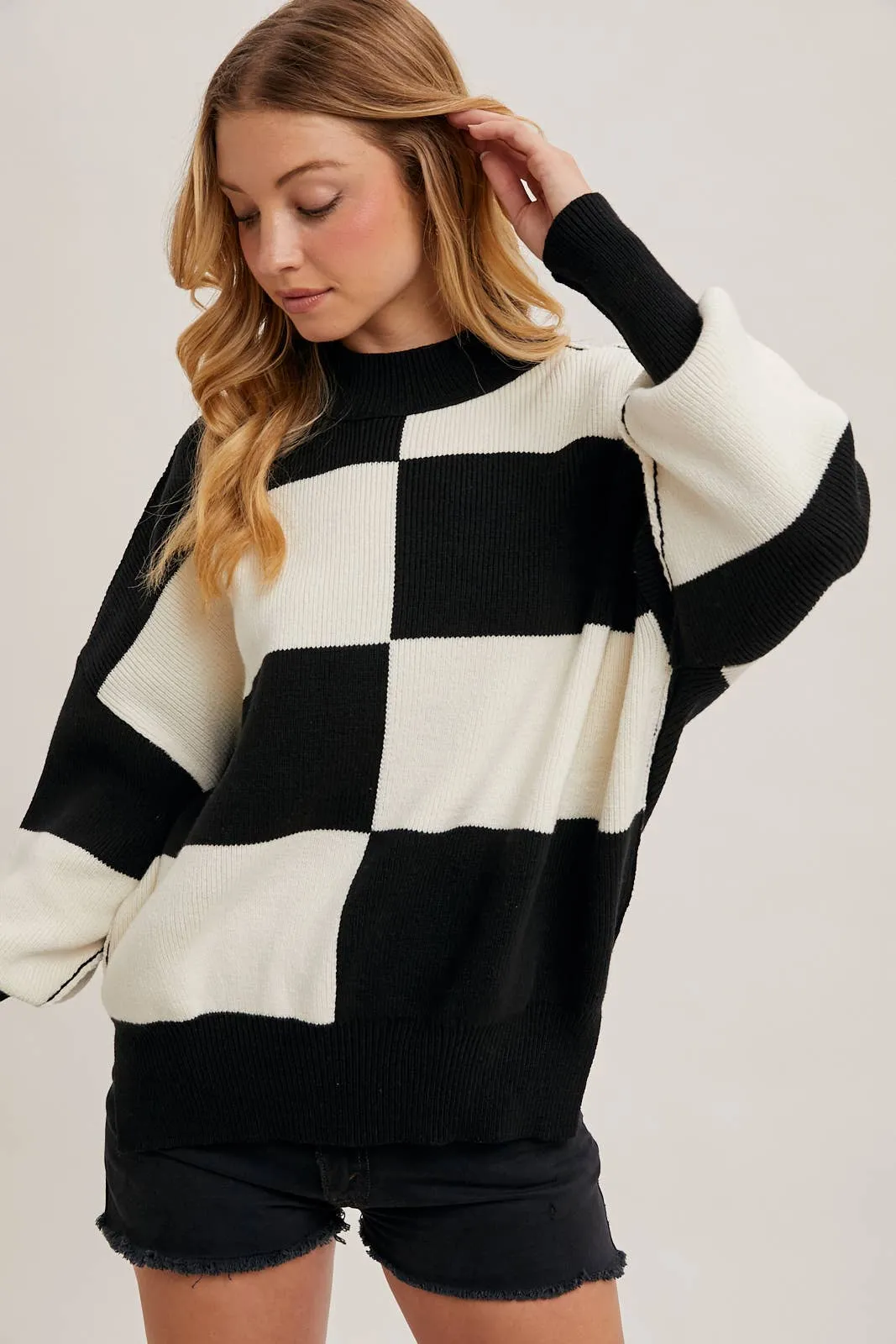 COLOR BLOCK DOLMAN SLEEVED KNIT SWEATER